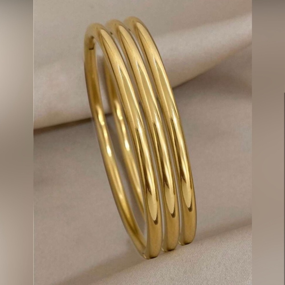 Gold Plated Stainless Steel 3pc Bangle Bracelet Set - Picture 2 of 3